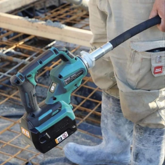 Makita aku vibrator za beton crijevo 1 i 2 metra - Image 3
