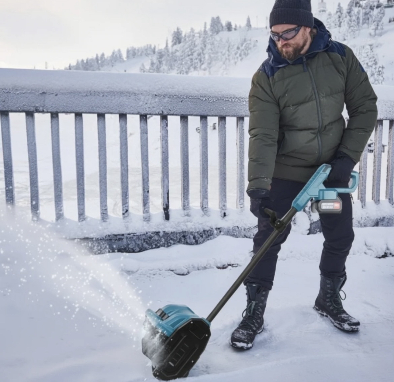 IMG_3353 Aku lopata za snijeg 2 baterije 128V - Image 1