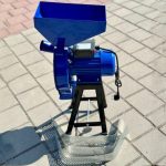 Mlin čekićar STRAUS sa postoljem