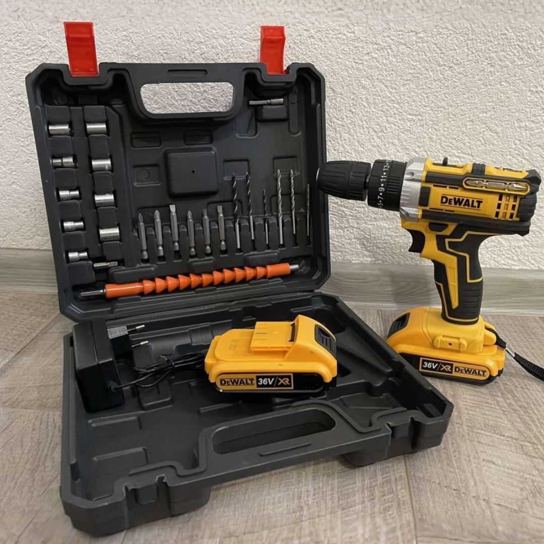 Motorka (10) DEWALT aku bušilica udarna/ sa čekićem 36V - Image 1