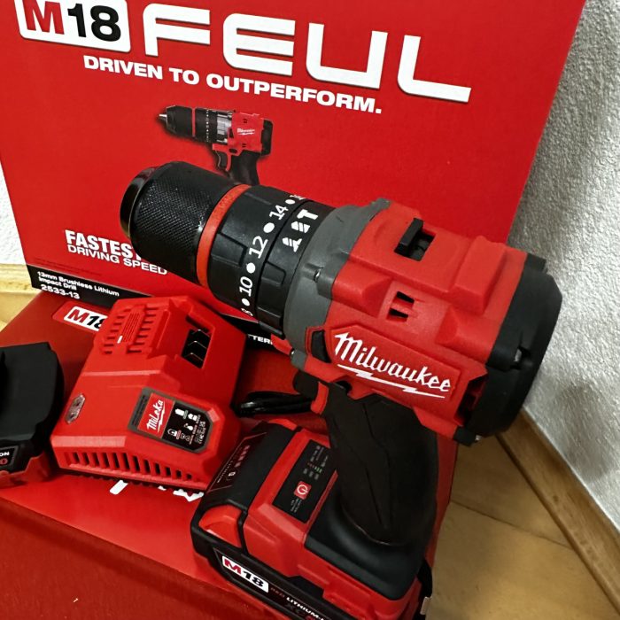 Aku bušilica Milwaukee sa metalnom steznom glavom - Image 6